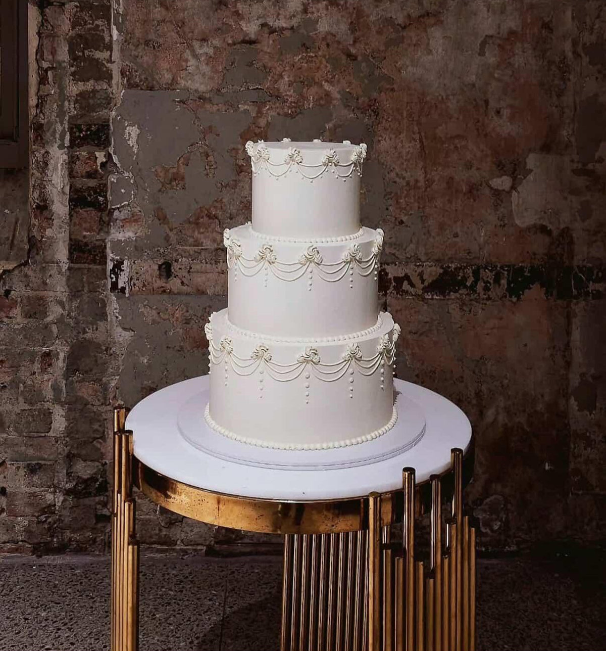 WEDDING CAKES